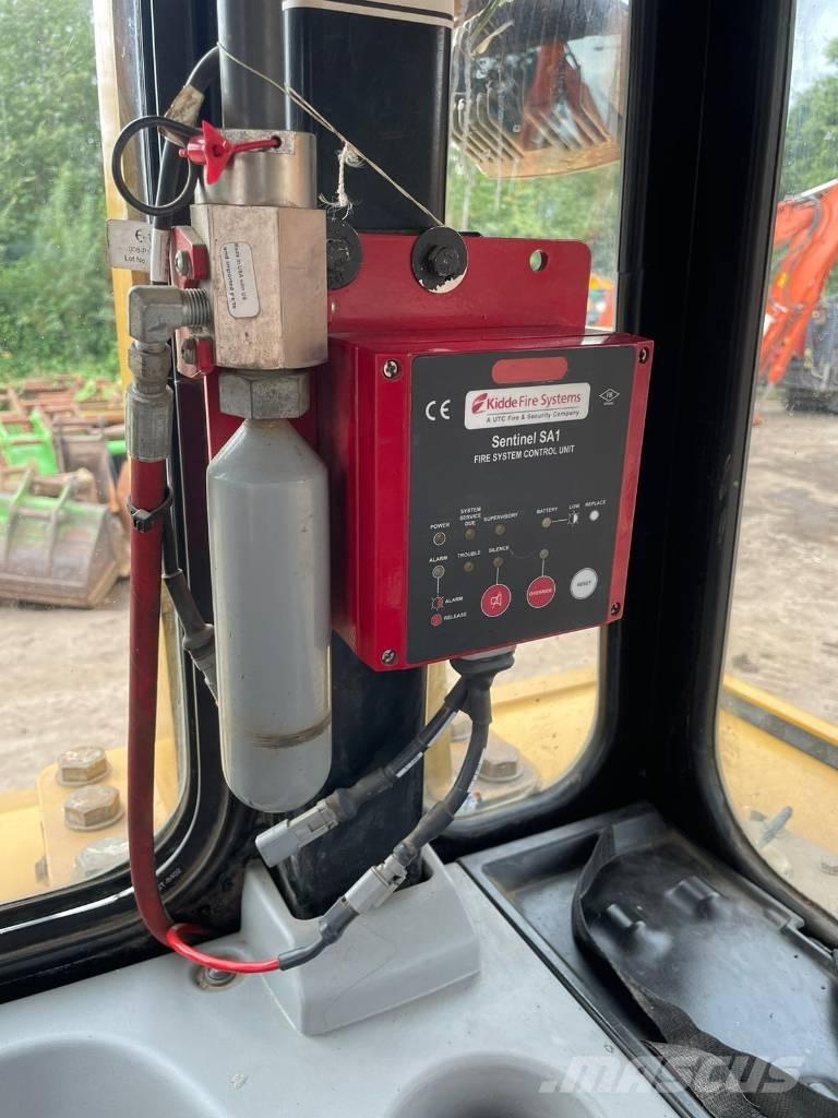 CAT D 6 T LGP Pásové dozery