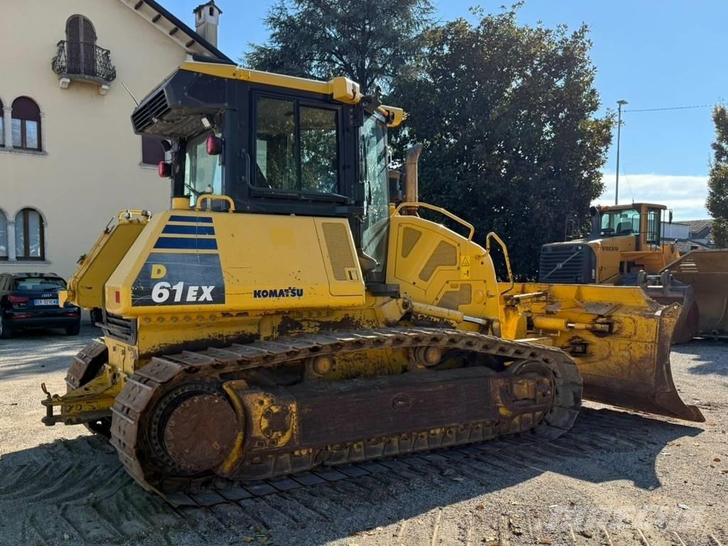 Komatsu D 61 EX-24 Pásové dozery