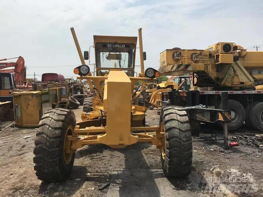 CAT 140 Grejdry