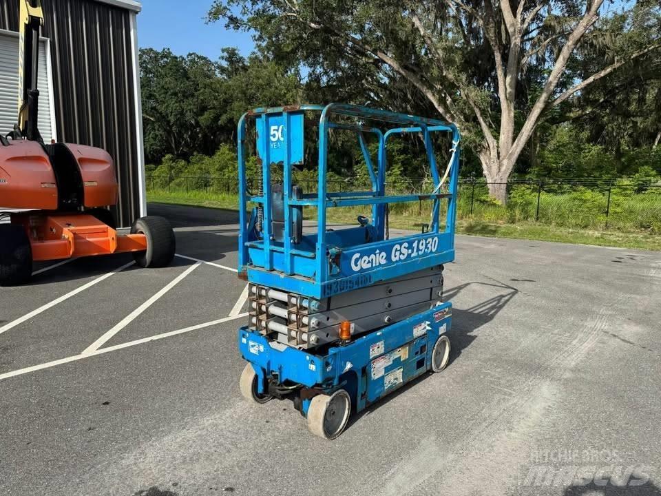Genie GS 1930 Nůžková zvedací plošina