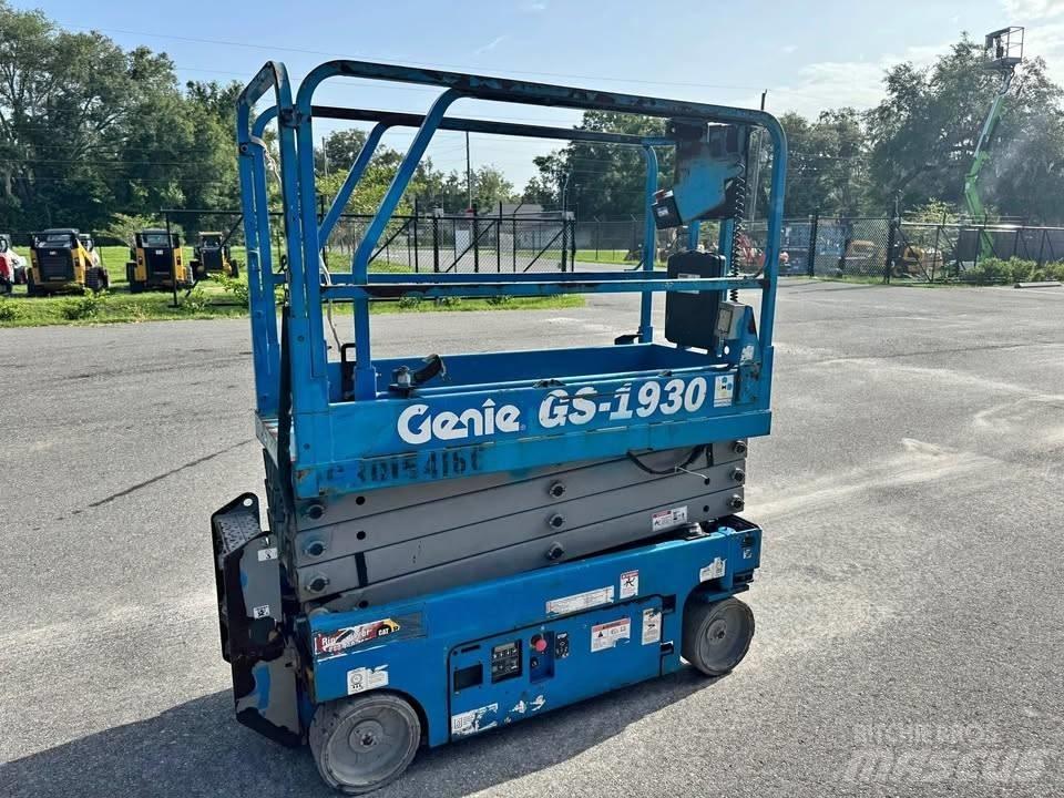 Genie GS 1930 Nůžková zvedací plošina