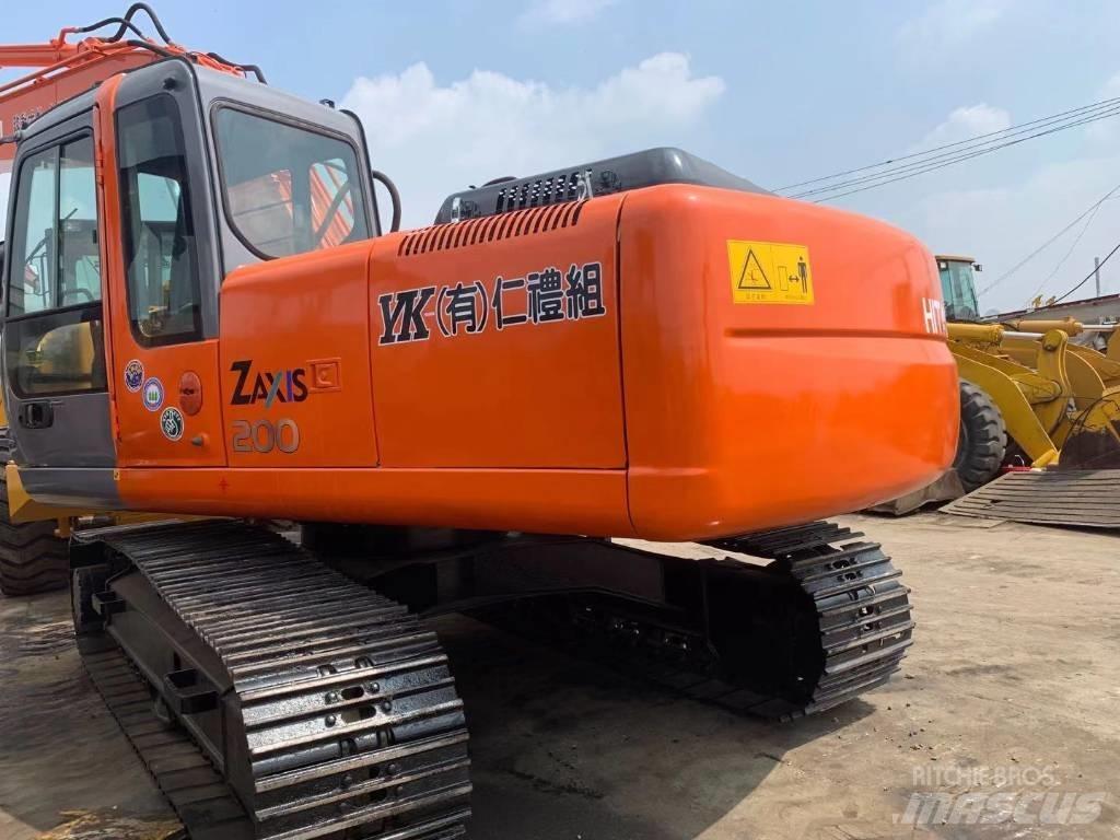 Hitachi zx200 Pásová rýpadla