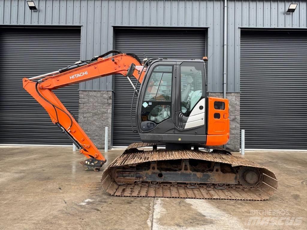 Hitachi ZX 85 US-6 Midi rýpadla 7t - 12t
