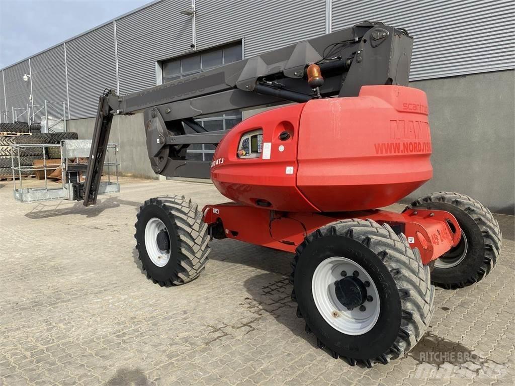 Manitou 200ATJRC Kloubové plošiny