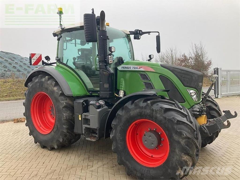 Fendt 724 s4 profi+ Traktory