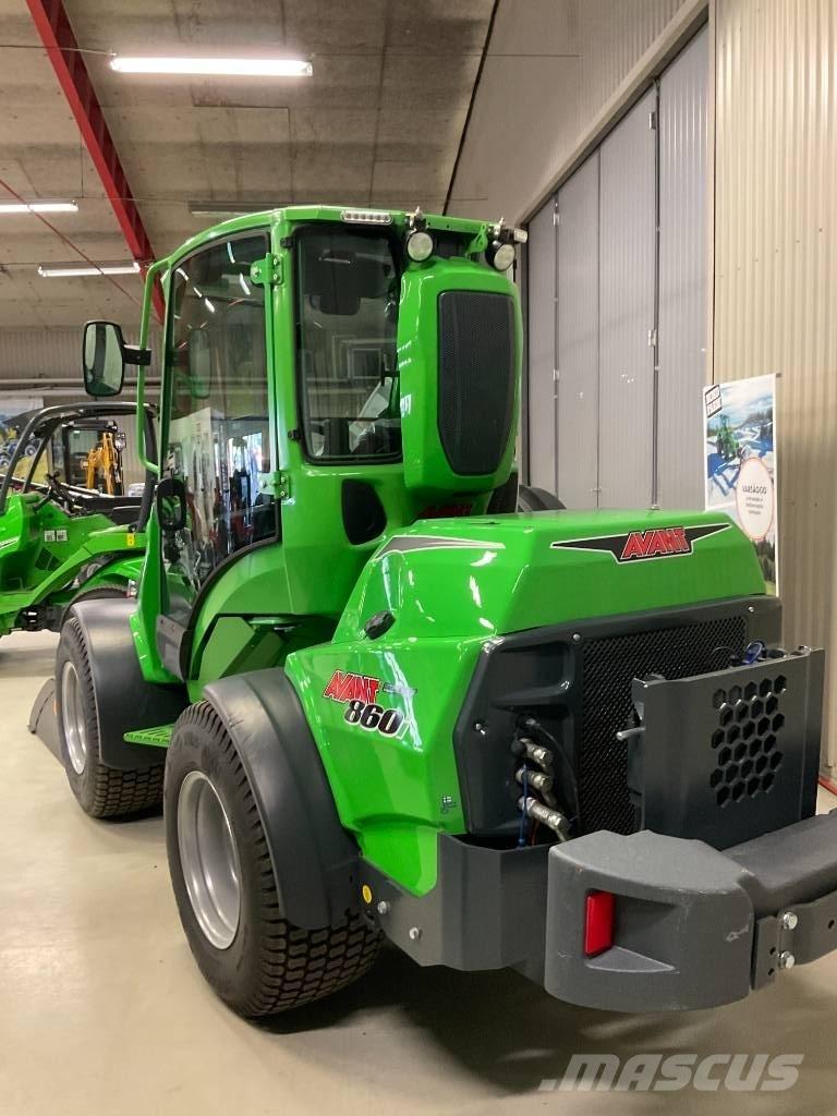 Avant 860 i Užitkové stroje