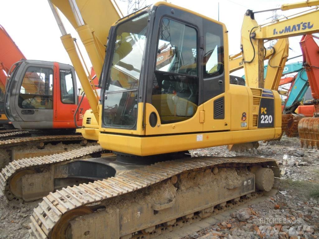 Komatsu PC 220-8 Pásová rýpadla