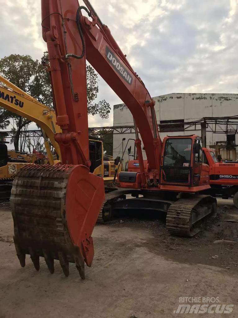 Doosan dx300 Pásová rýpadla