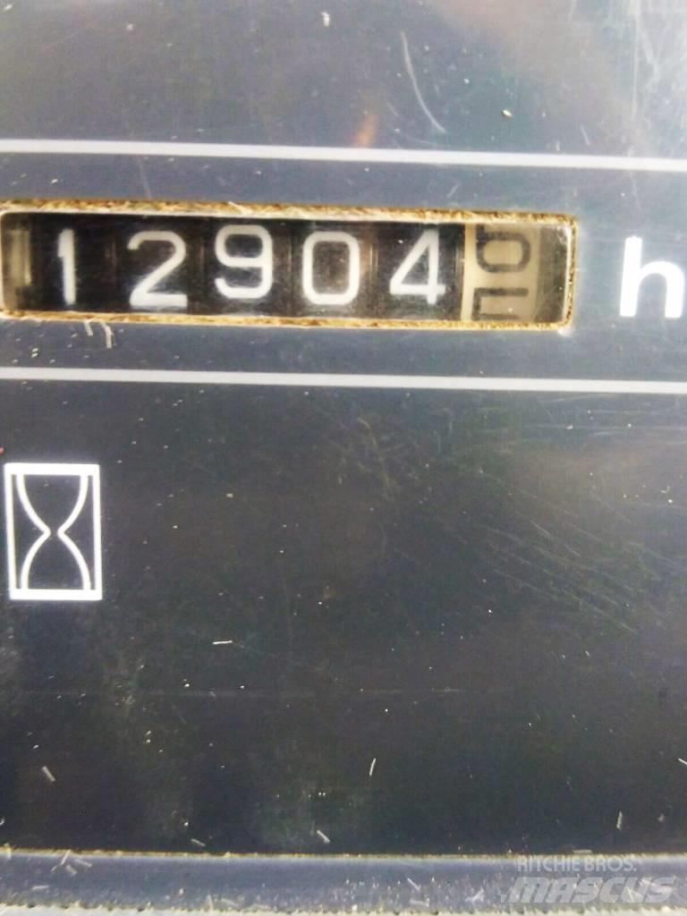 Komatsu WA380-3H Kolové nakladače