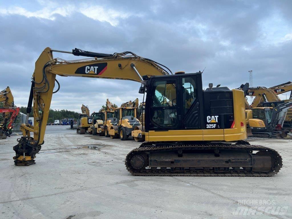 CAT 325FL CR Pásová rýpadla