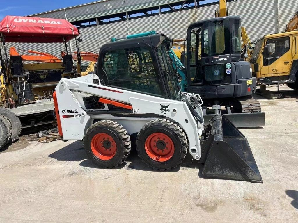 Bobcat S 450 Smykem řízené nakladače