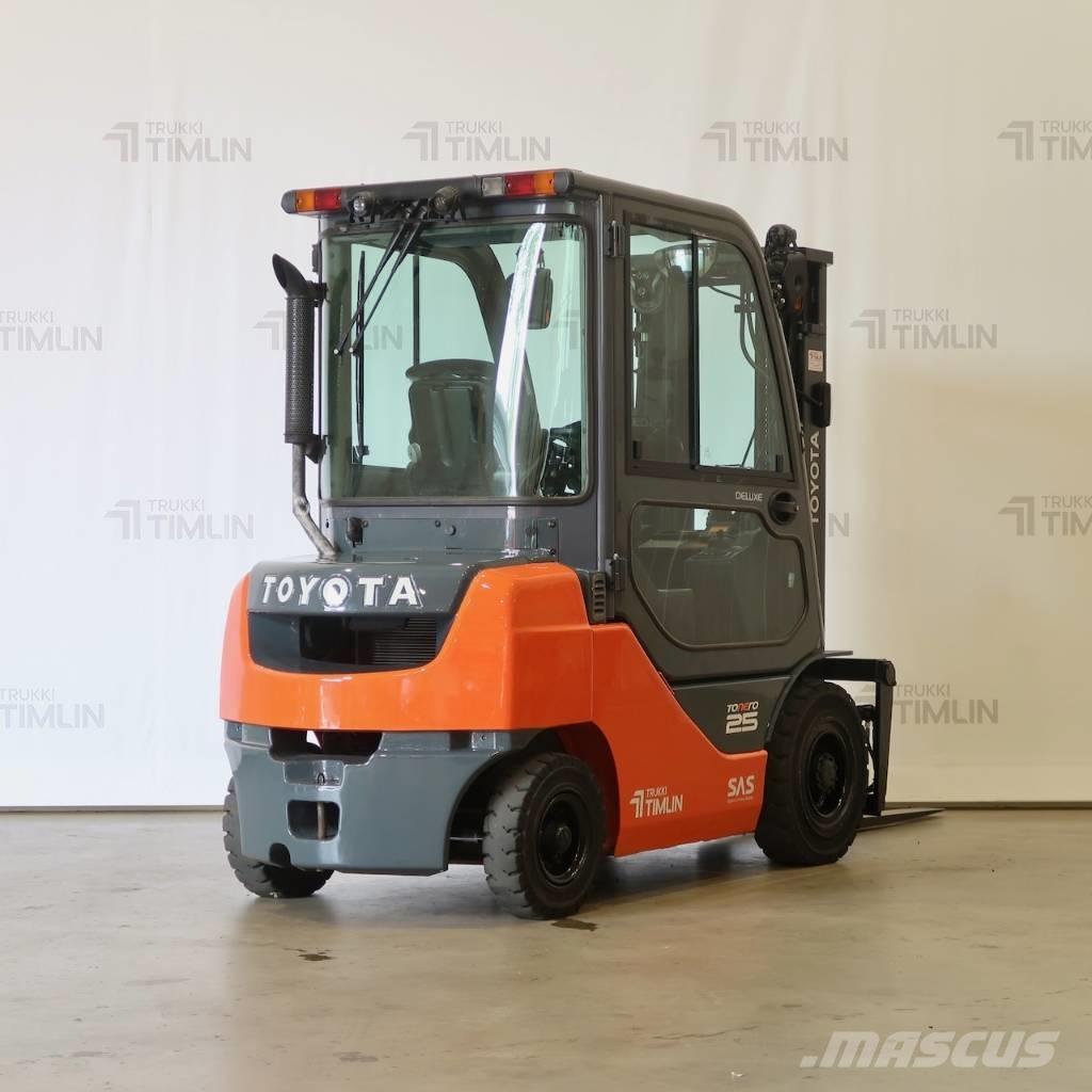Toyota 52-8FDF25 Dieselové vozíky