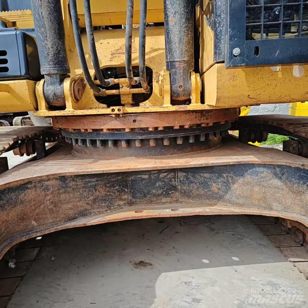 CAT 336 D2 Pásová rýpadla