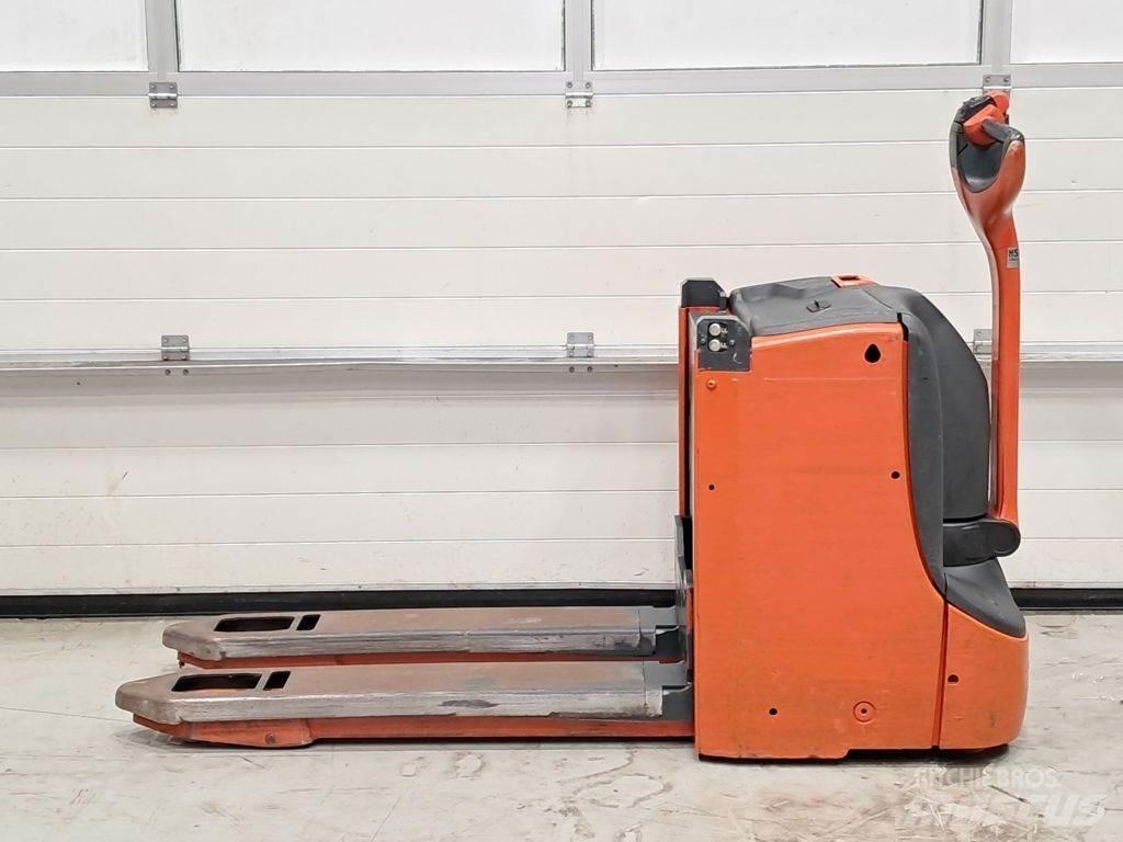 Linde T16L Nízkozdvižný vozík