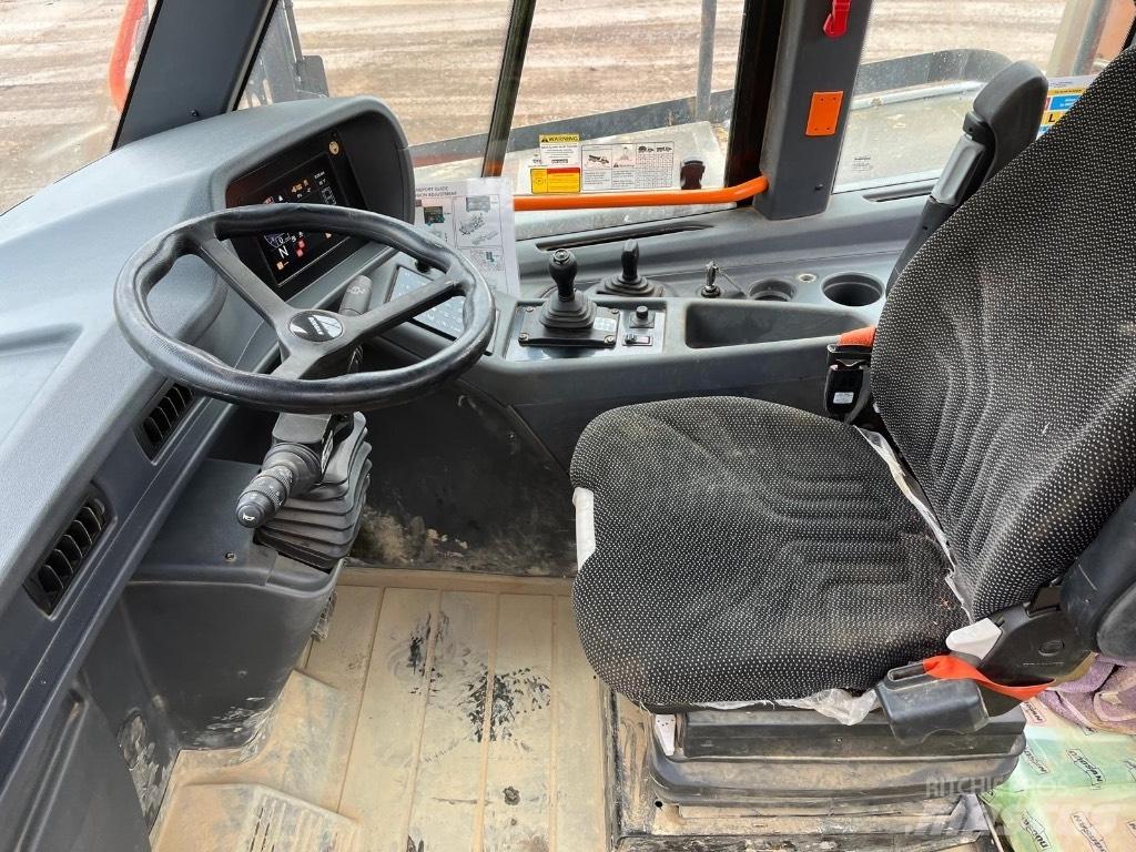 Doosan DA 30 Kloubové dempry