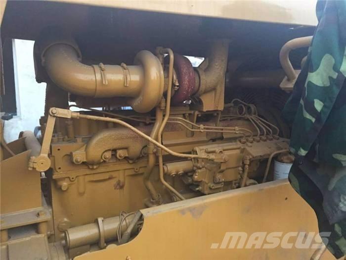 CAT D 6 D LGP Pásové dozery