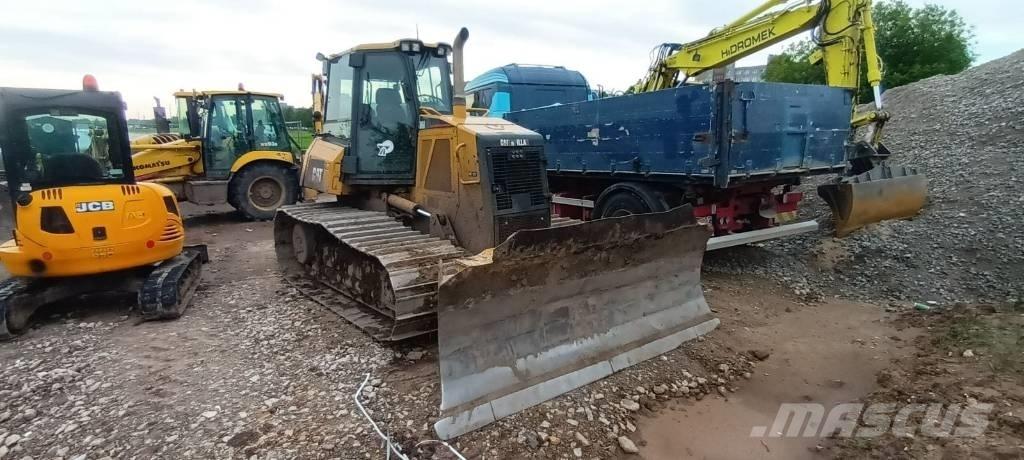 CAT D 6 K LGP Pásové dozery