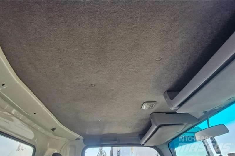 Isuzu NPR 400 Další