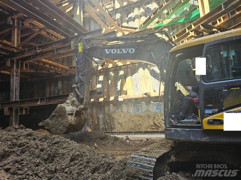 Hyundai ECR145C Midi rýpadla 7t - 12t