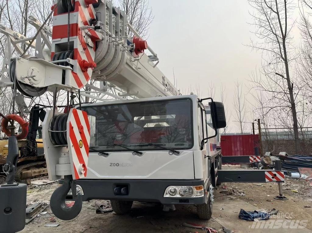 Zoomlion QY25V Univerzální terénní jeřáby