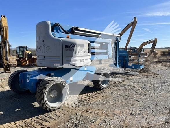 Genie Z60/34 Kloubové plošiny