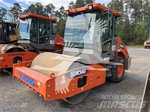 XCMG CV83PD Tahačové válce