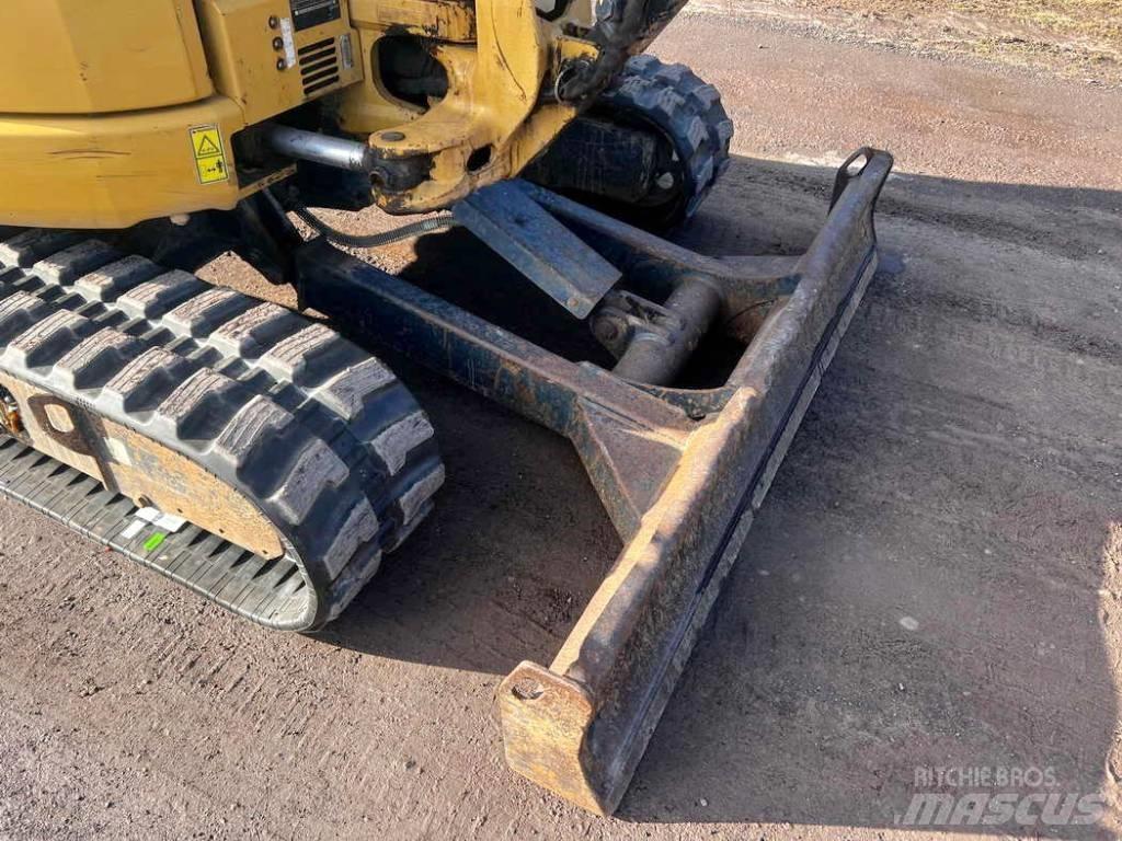 CAT 304 E CR Pásová rýpadla