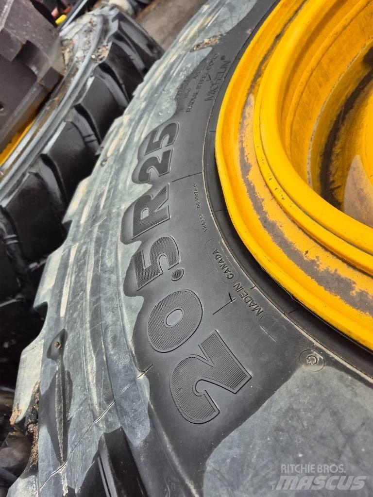 Michelin 20.5R25 Pneumatiky, kola a ráfky