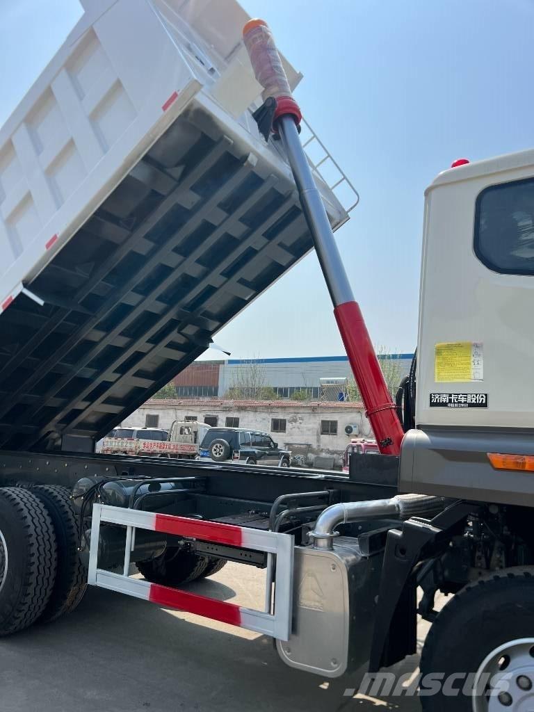 Howo 371 Skříňová nástavba