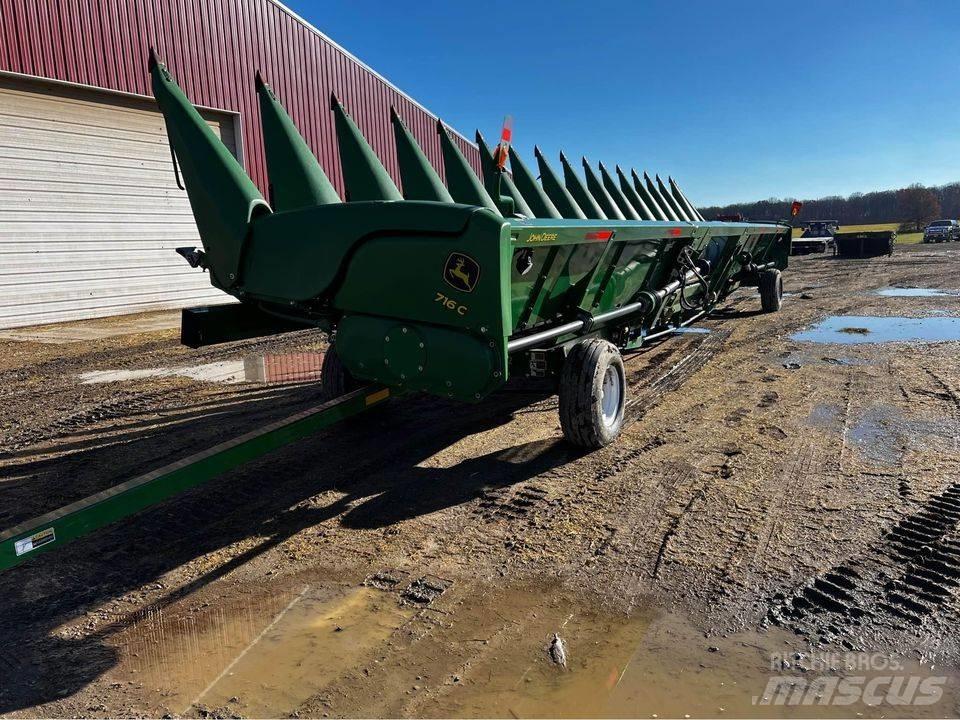 John Deere 716c Kombajnové hlavice