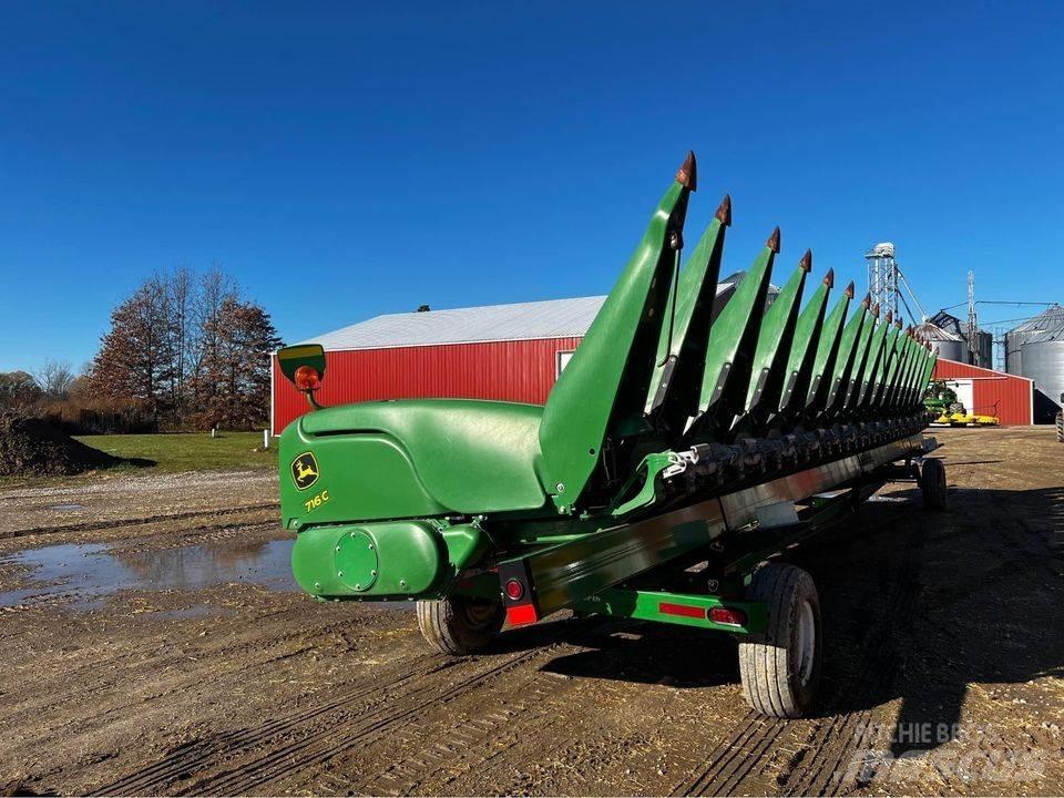 John Deere 716c Kombajnové hlavice
