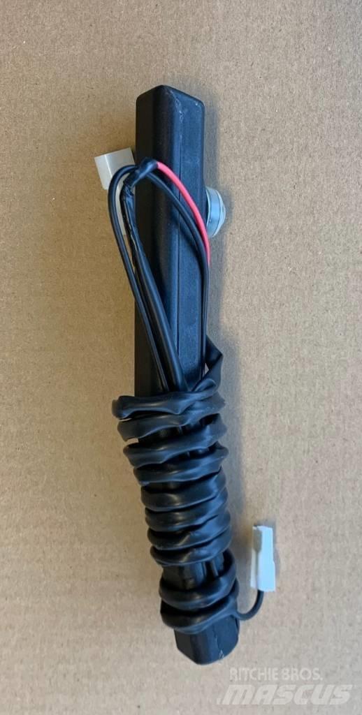 Fiat Lever 5140148 Kabiny a interiér