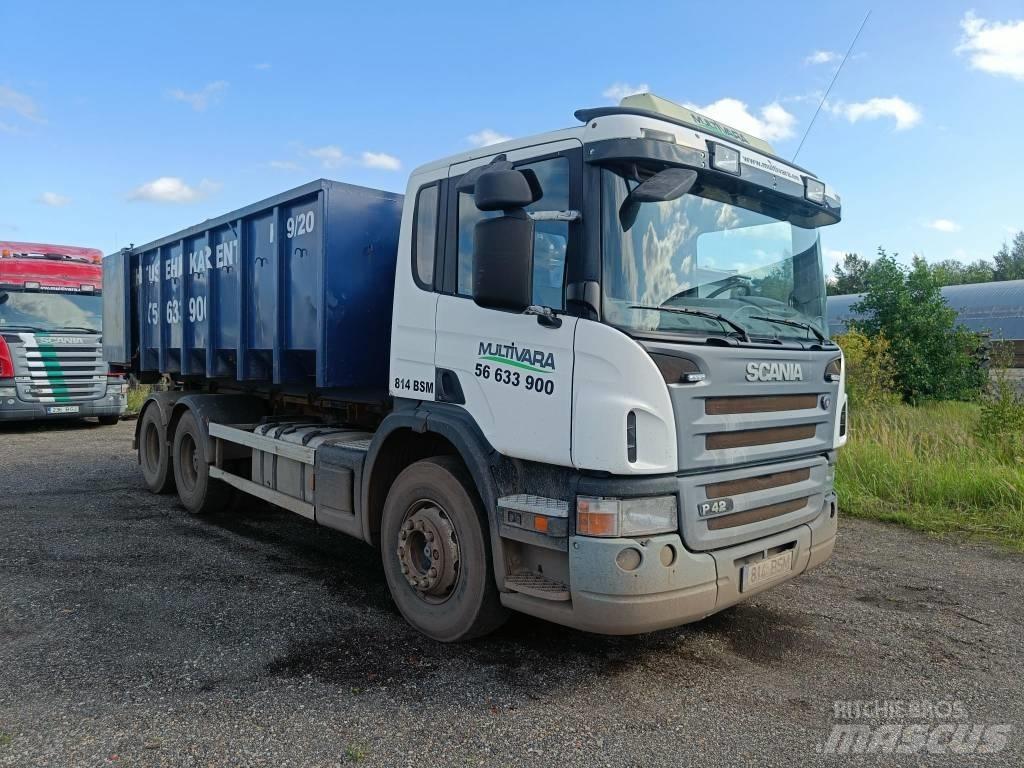 Scania P 420 Hákový nosič kontejnerů