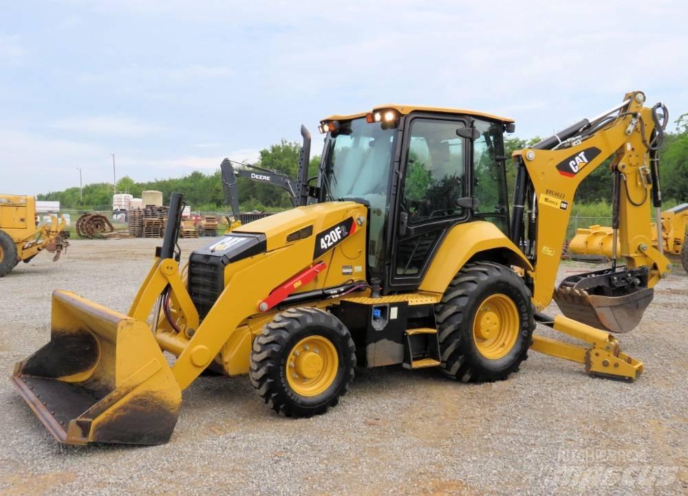 CAT 420F2 Rýpadlo-nakladače