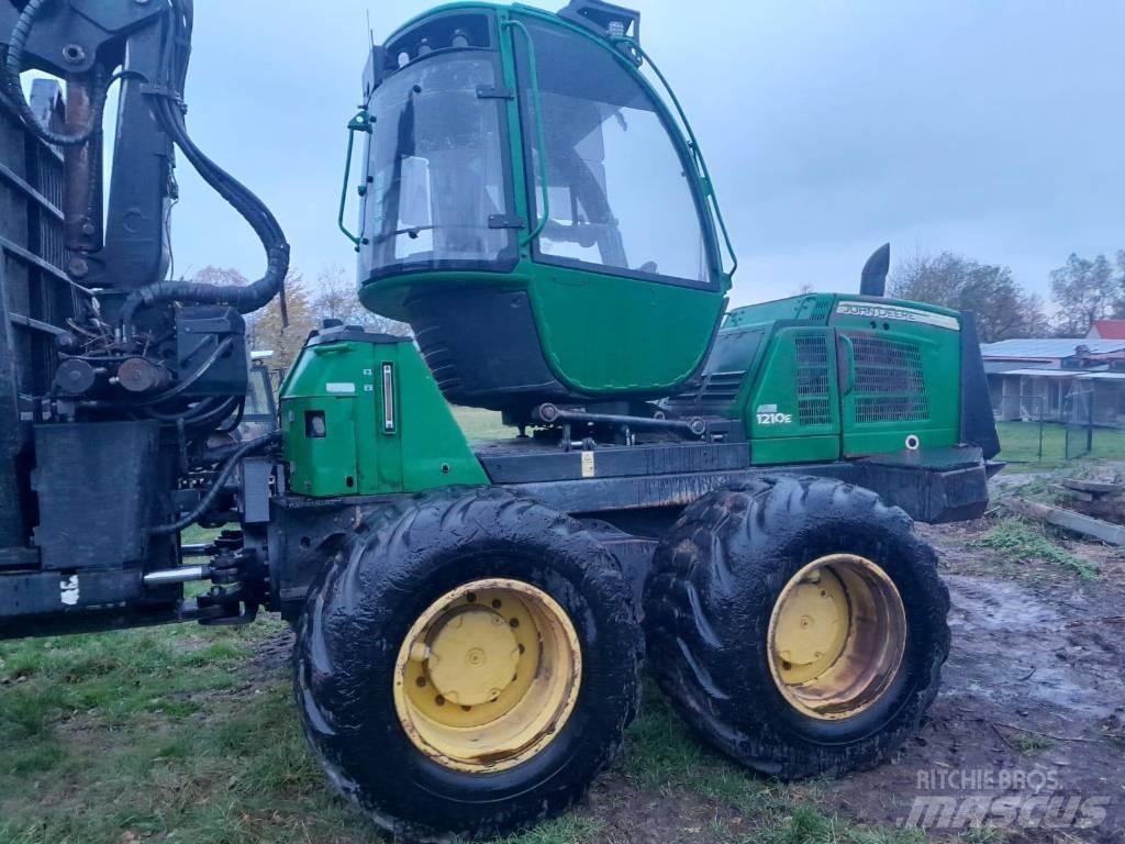 John Deere 1210 E Vyvážecí traktory