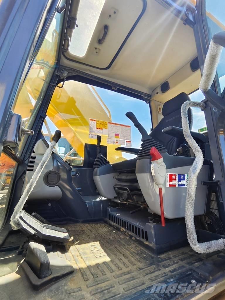 Komatsu PC 220-8 Pásová rýpadla