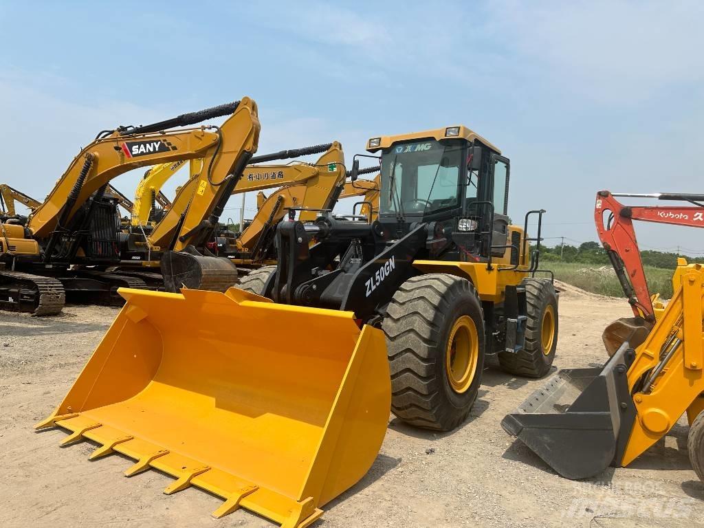 XCMG ZL 50 G Kolové nakladače