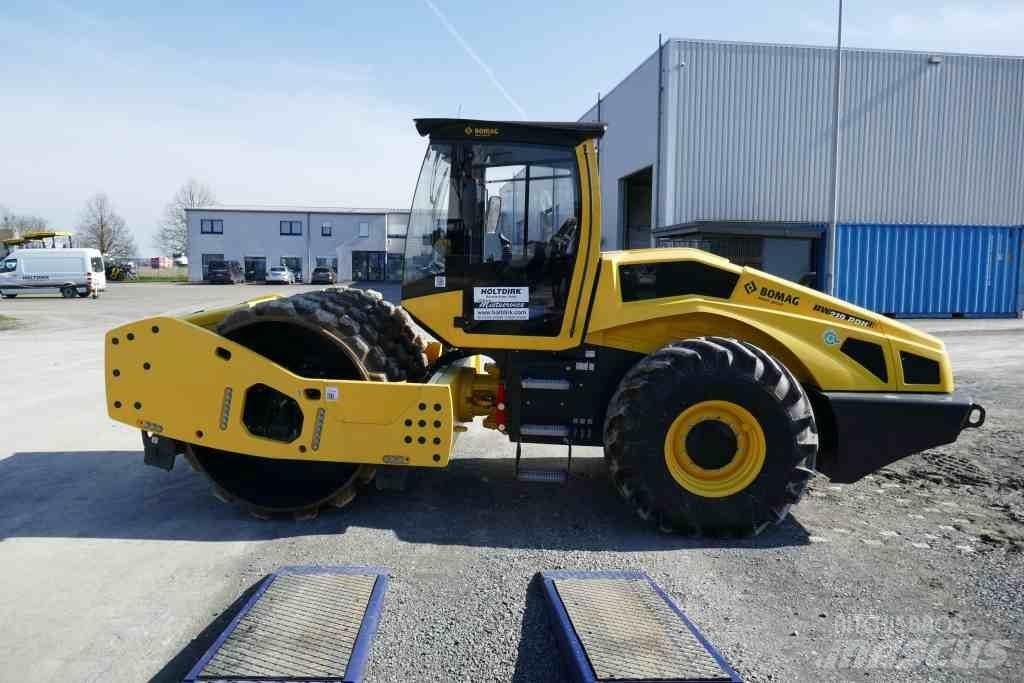 Bomag BW 219 PDH-5 Půdní kompaktory