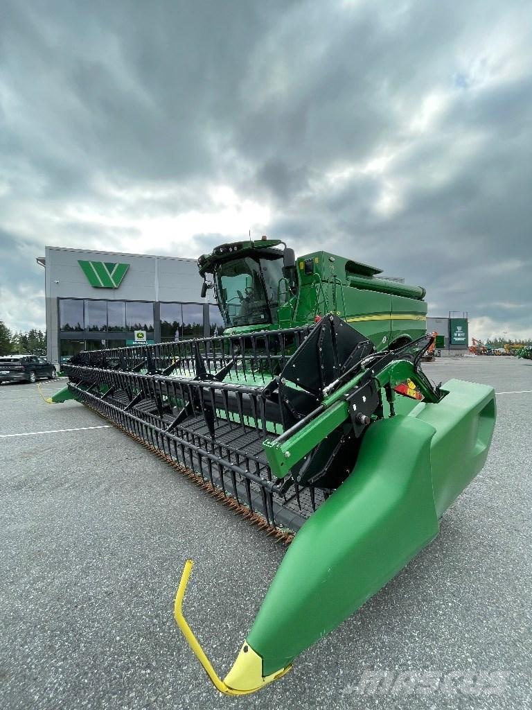 John Deere S 780 Sklízecí mlátičky
