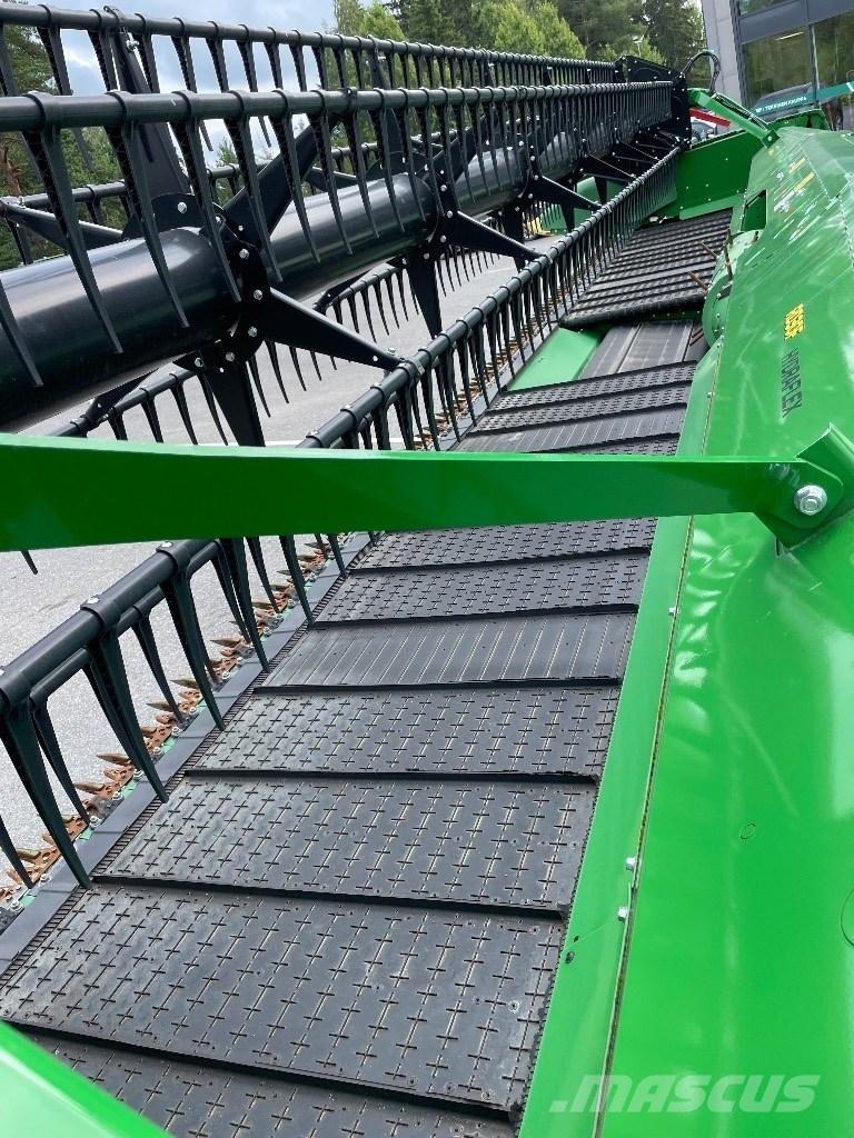 John Deere S780 Sklízecí mlátičky