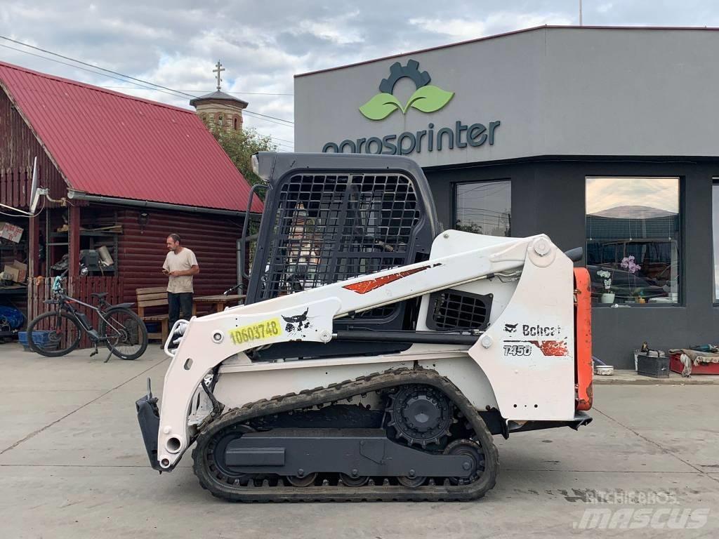 Bobcat T 450 Smykem řízené nakladače