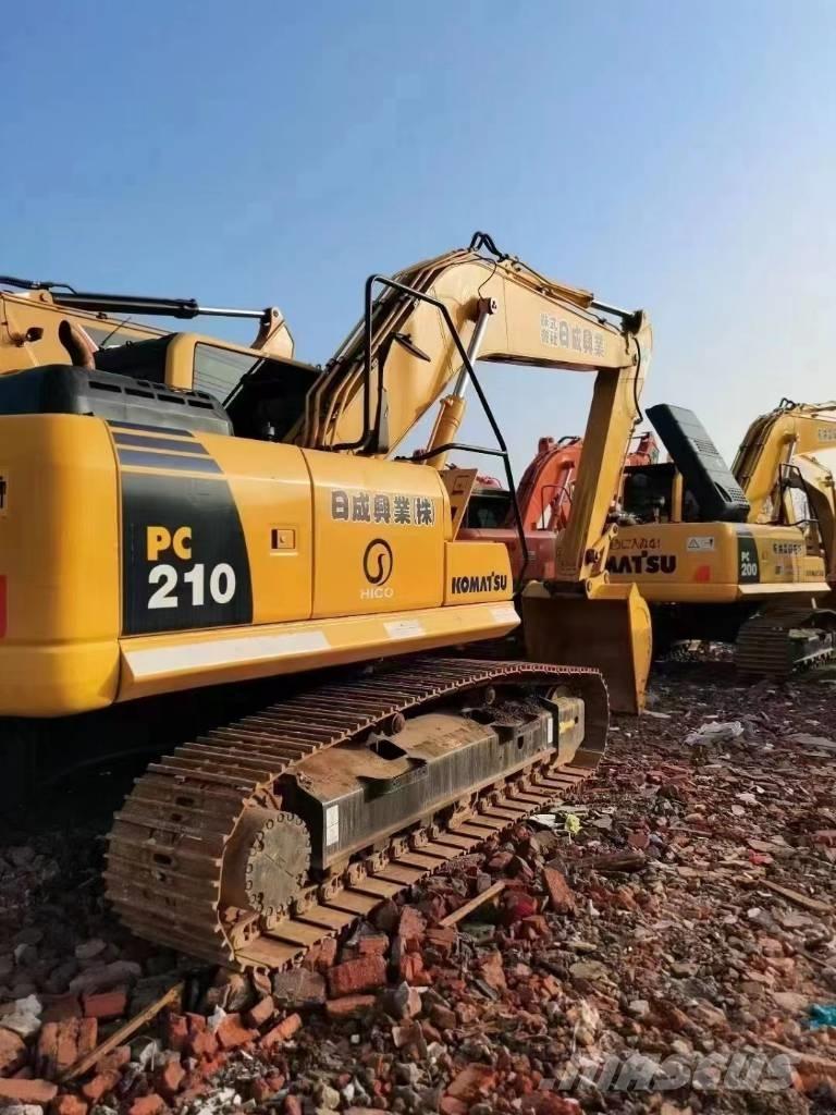 Komatsu pc 210 Pásová rýpadla