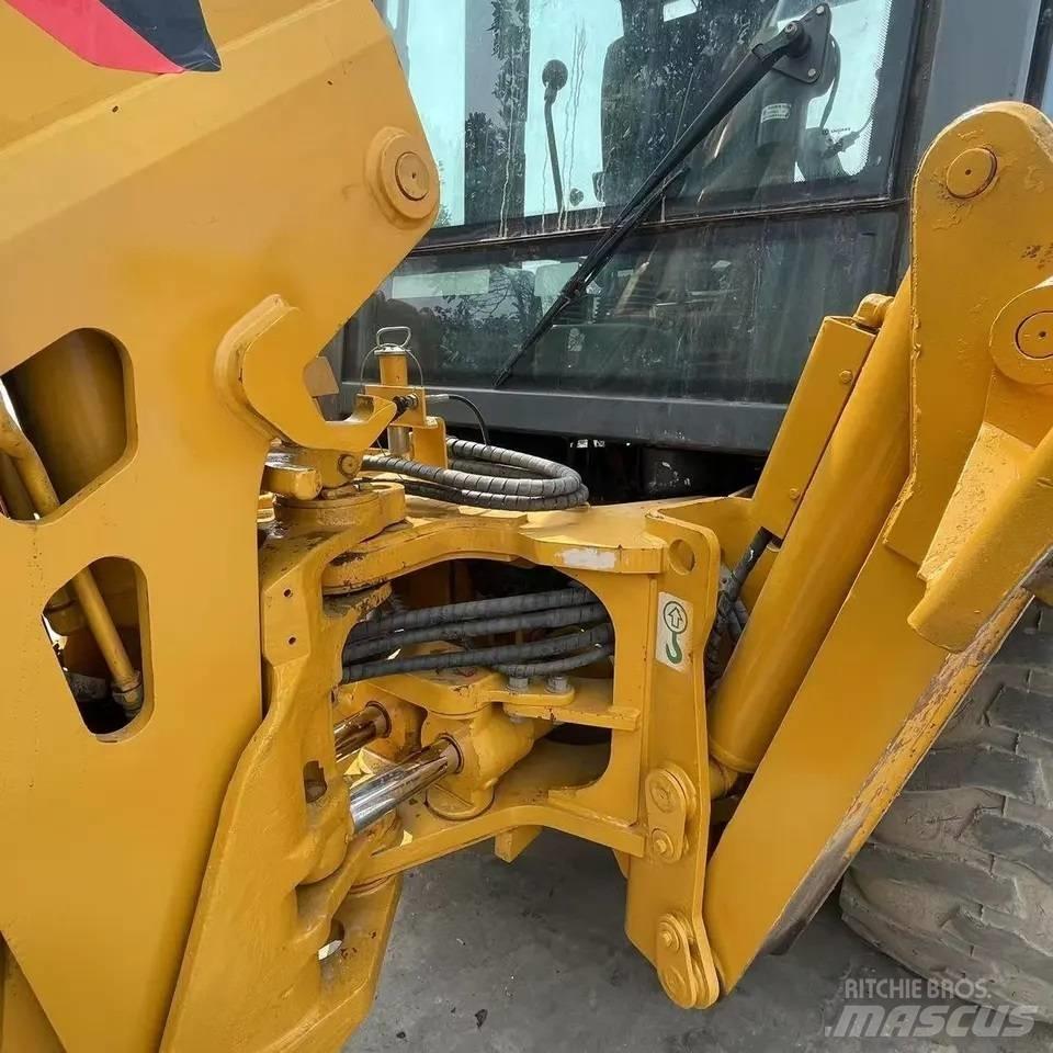 CAT 420 F Rýpadlo-nakladače