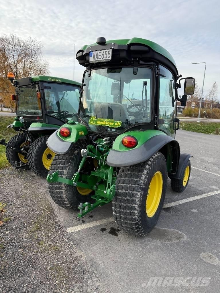 John Deere 3046 R Kompaktní traktory