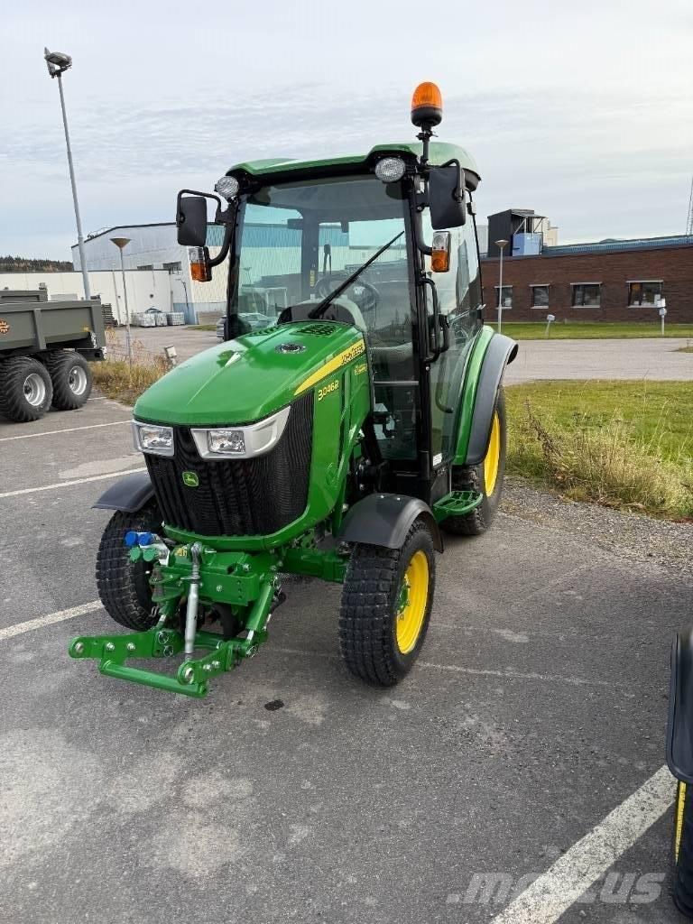 John Deere 3046 R Kompaktní traktory
