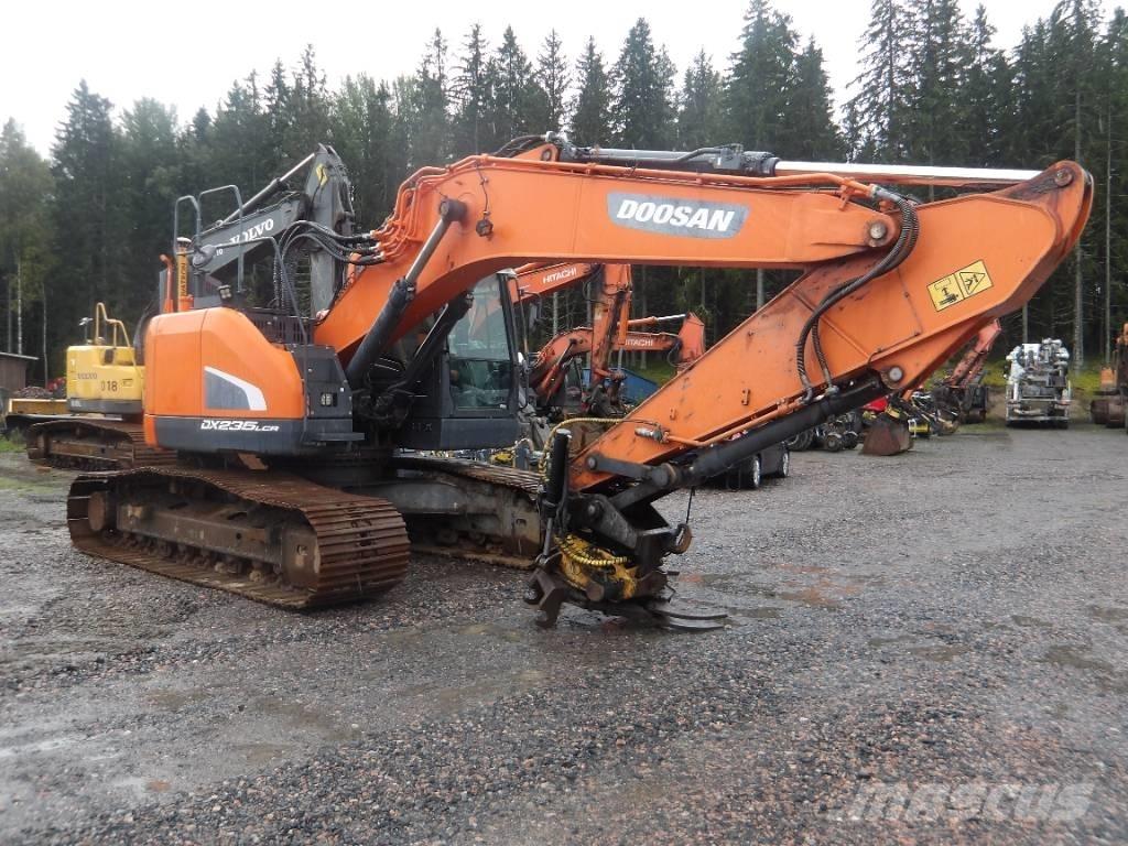 Doosan DX 235 LCR-5 Pásová rýpadla