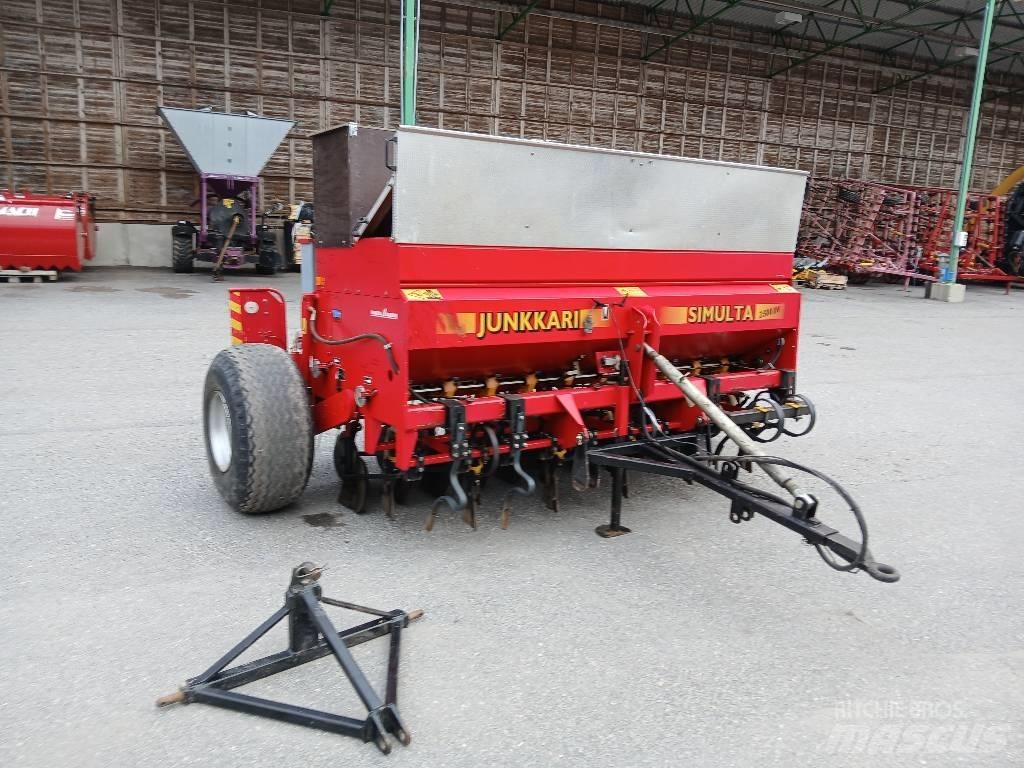 Junkkari KH 2500 Kombinované secí stroje