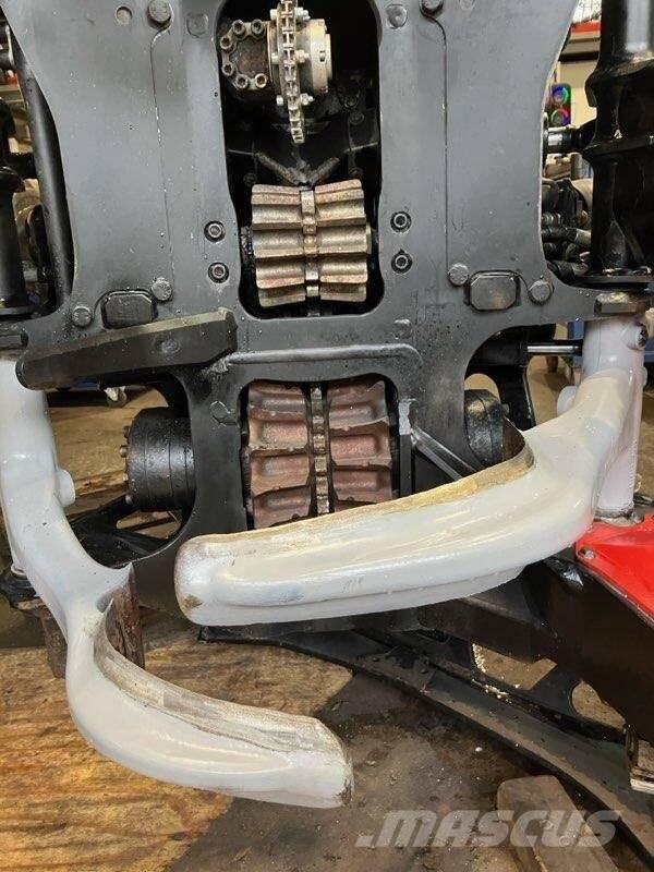 Komatsu C 124 Harvestory