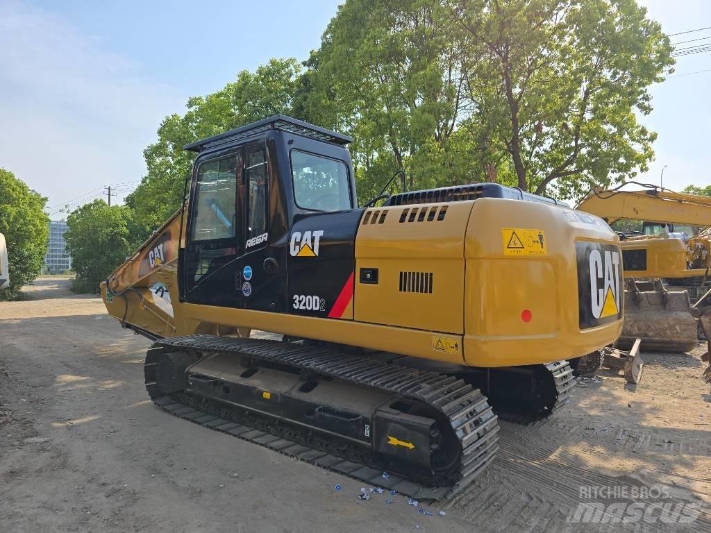 CAT 320D2 Pásová rýpadla