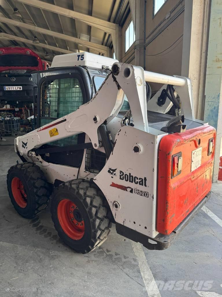 Bobcat S570 Smykem řízené nakladače